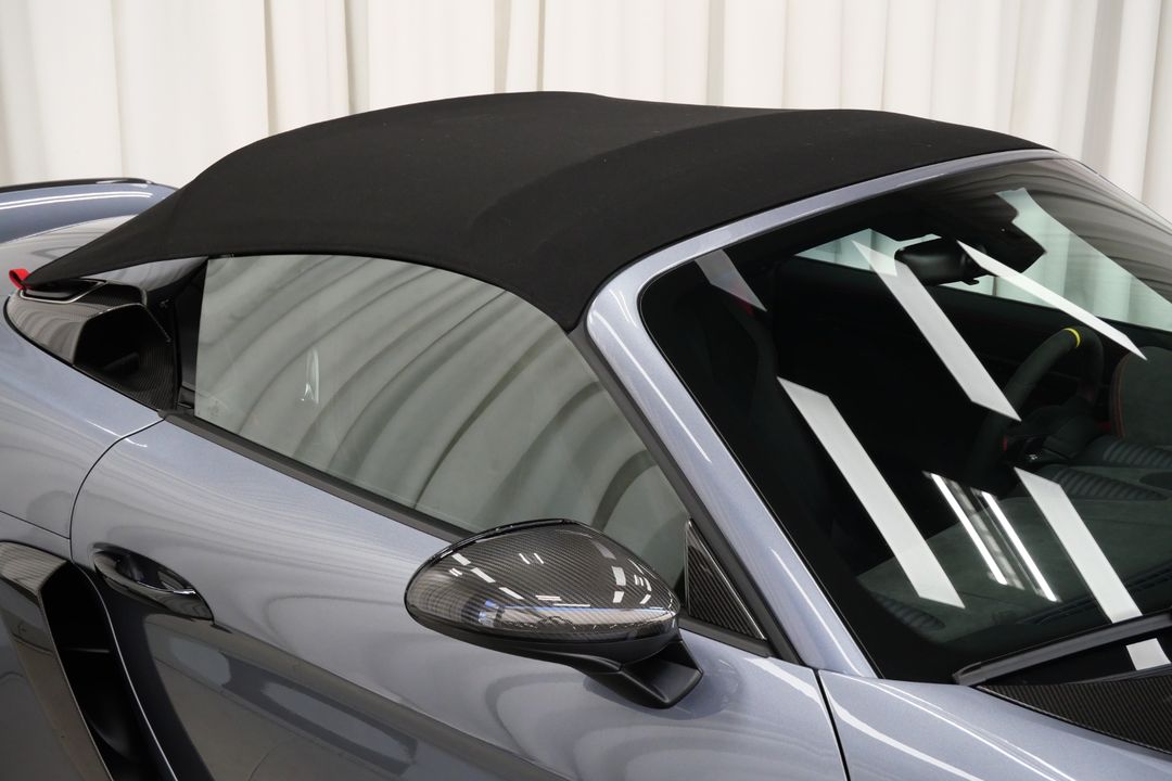 2025 Porsche 718