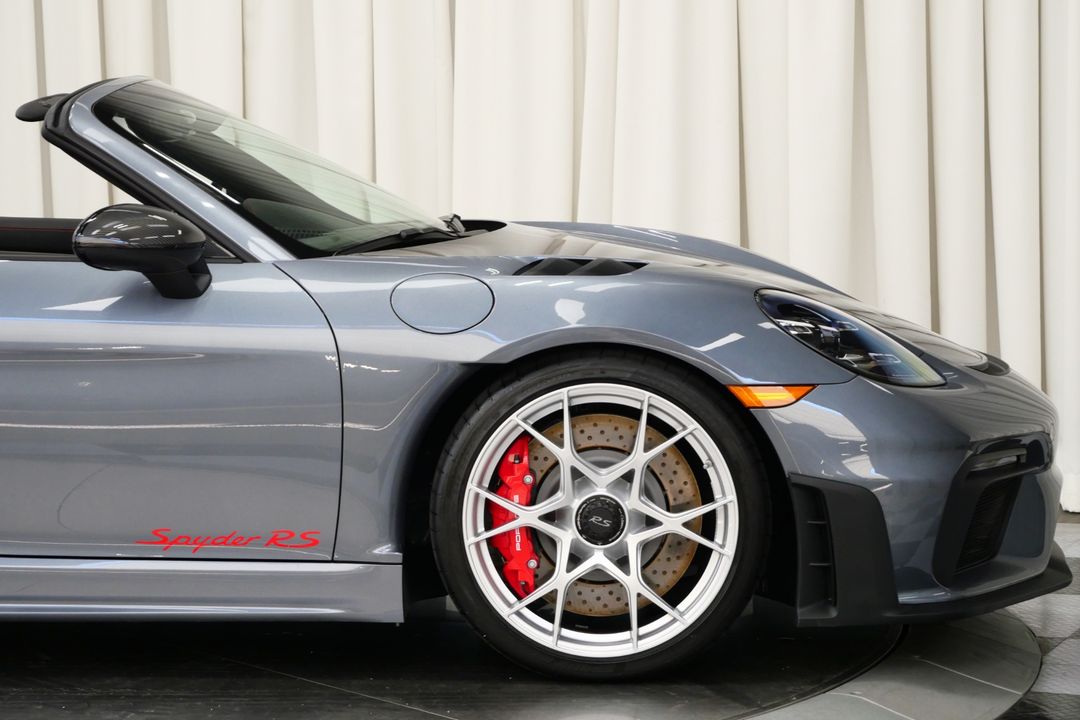 2025 Porsche 718