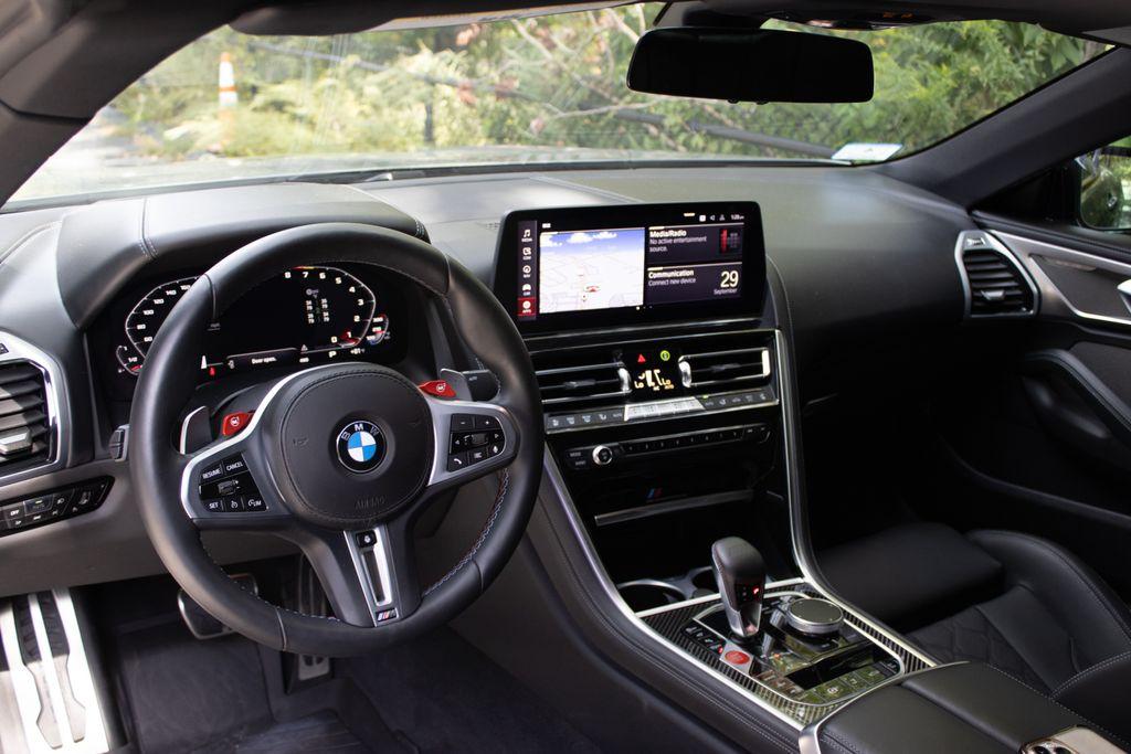 2024 BMW M8
