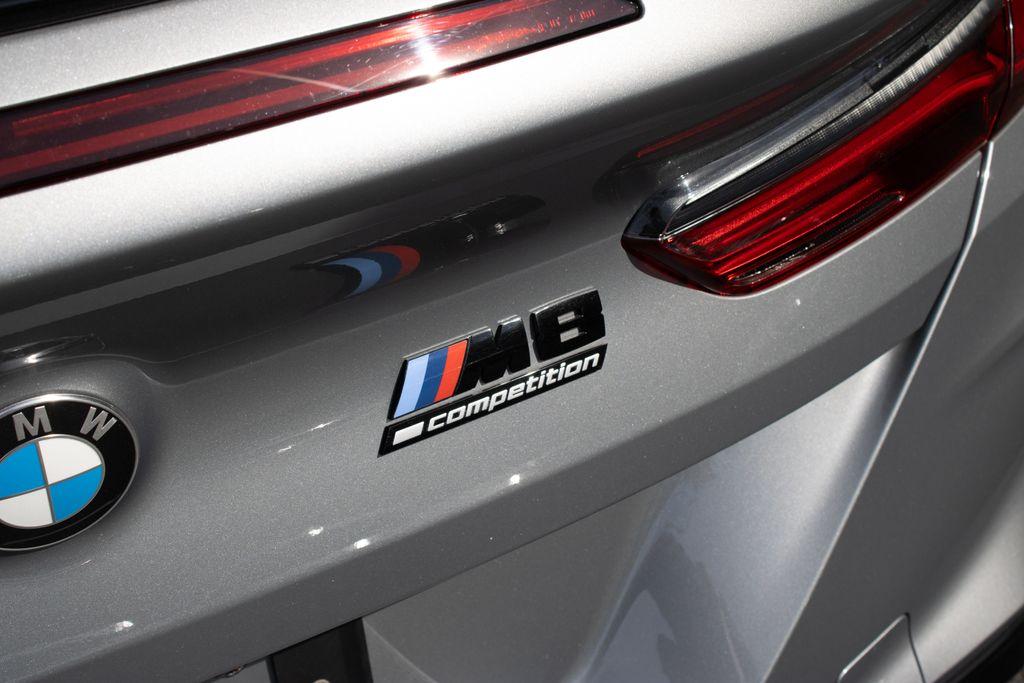 2024 BMW M8