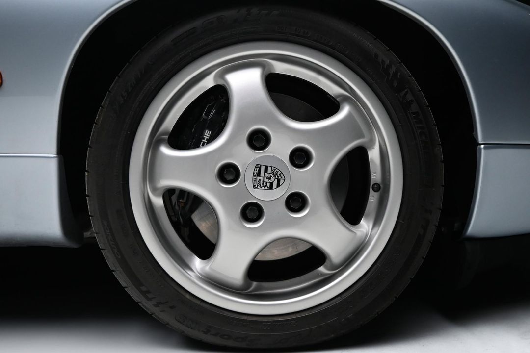 1992 Porsche 928 GTS