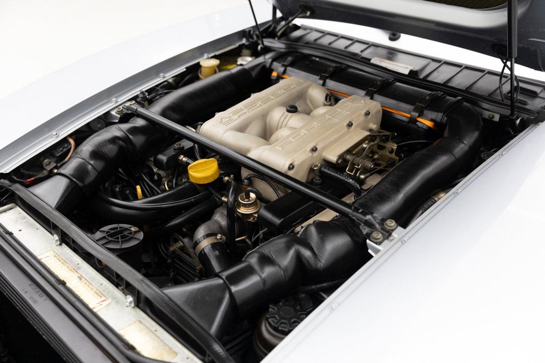 1992 Porsche 928 GTS