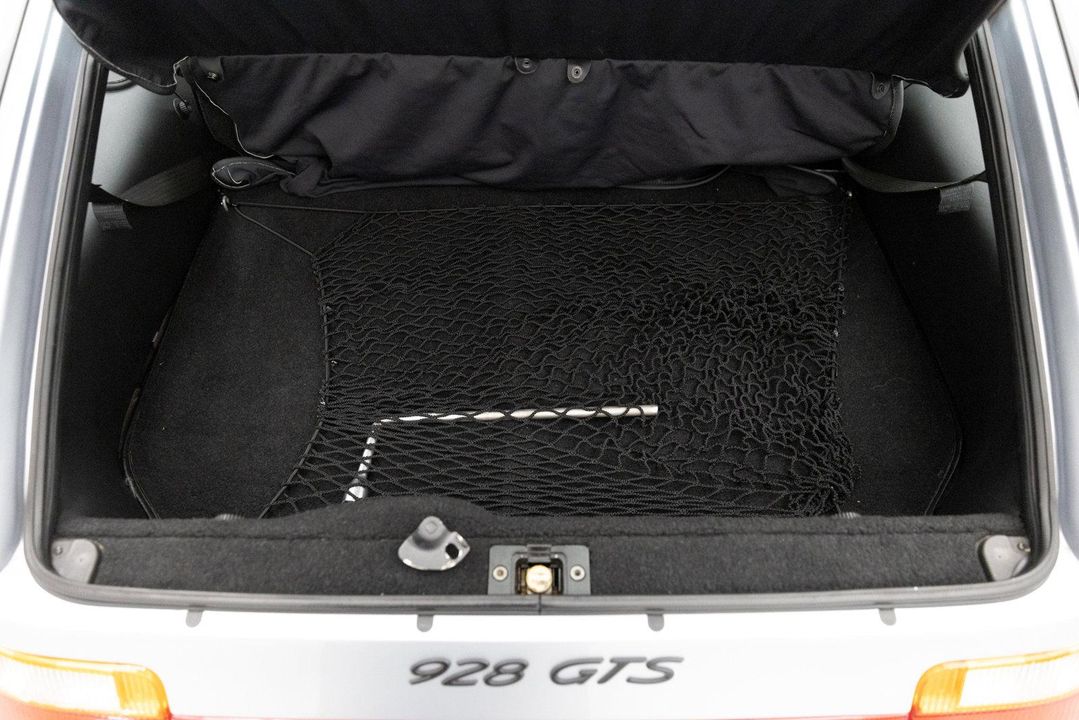 1992 Porsche 928 GTS