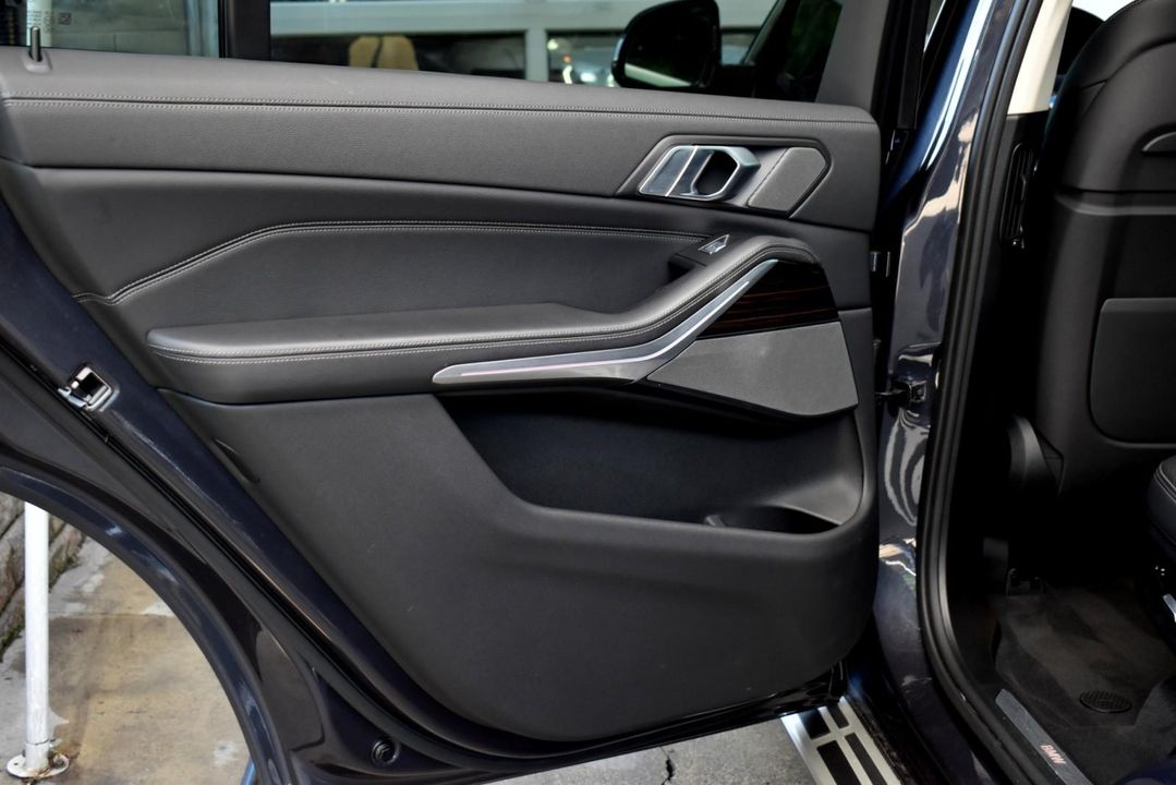 2019 BMW X7