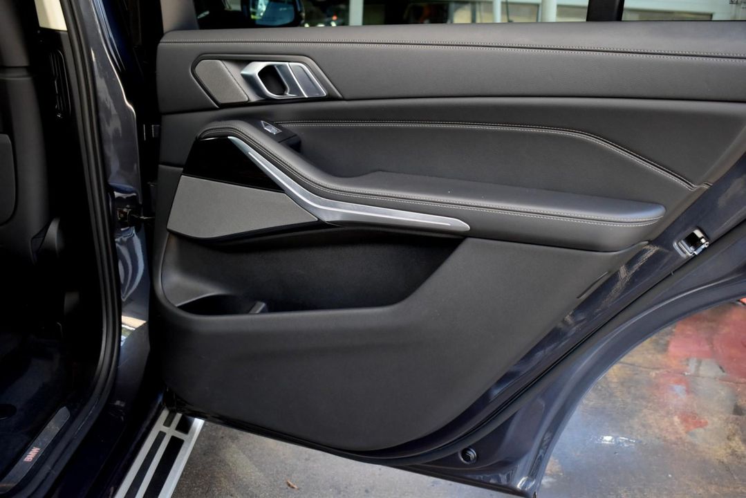 2019 BMW X7