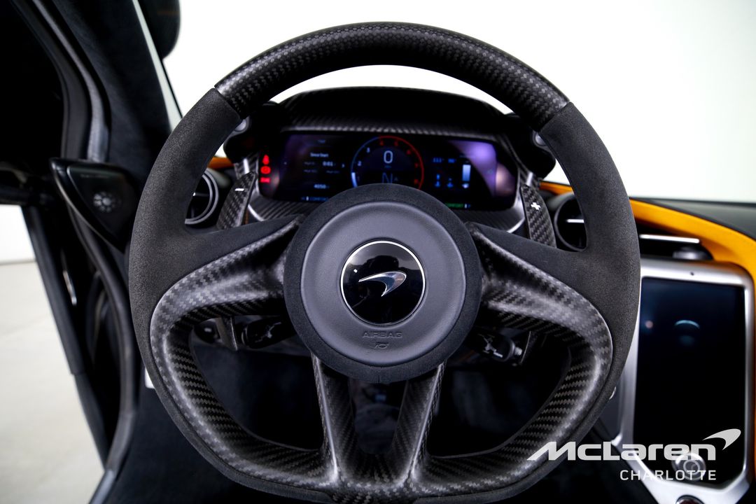 2024 McLaren 750S Spider