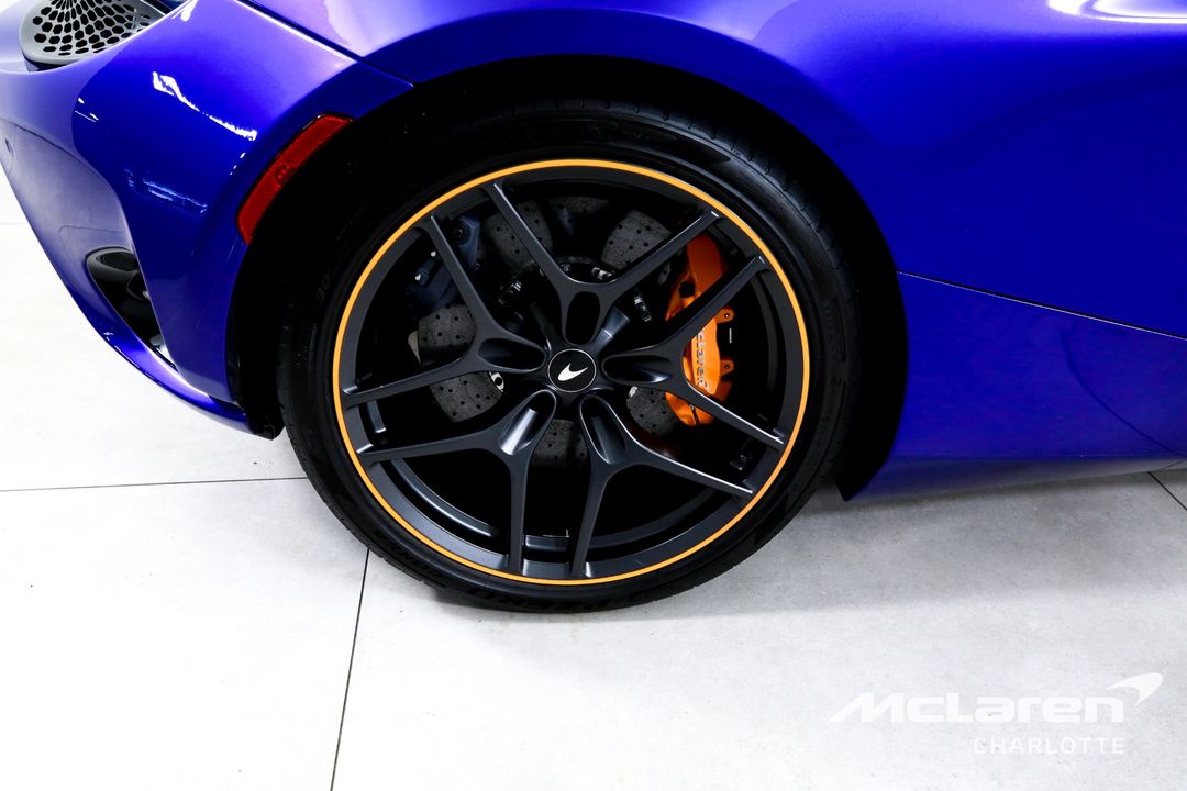 2024 McLaren 750S Spider