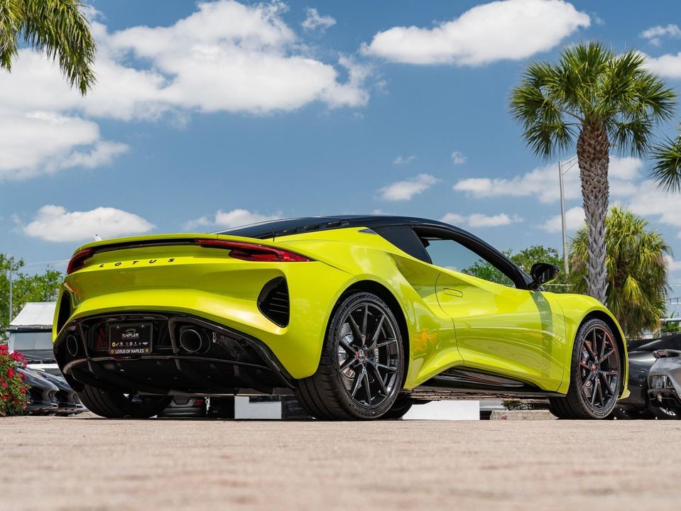 2025 Lotus Emira