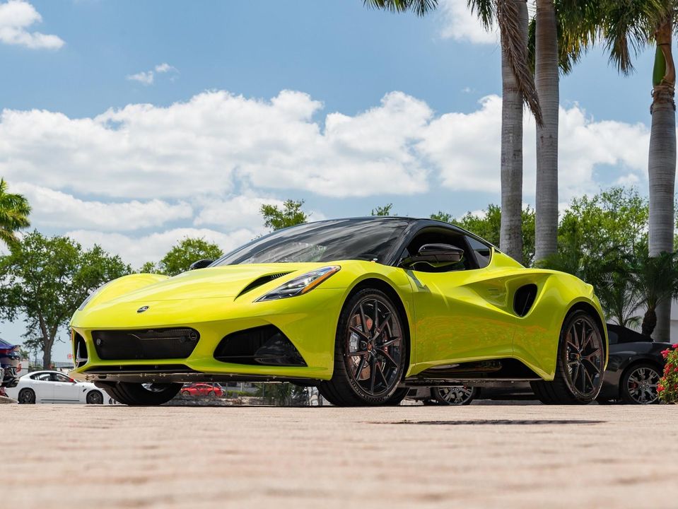 2025 Lotus Emira