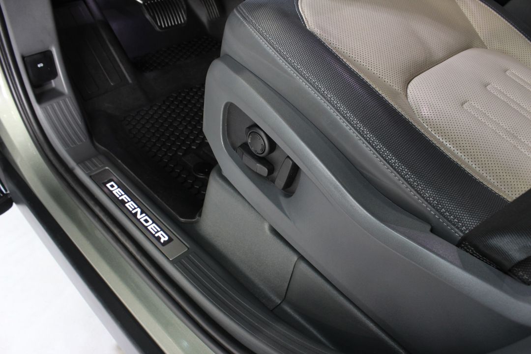 2021 Land Rover Defender