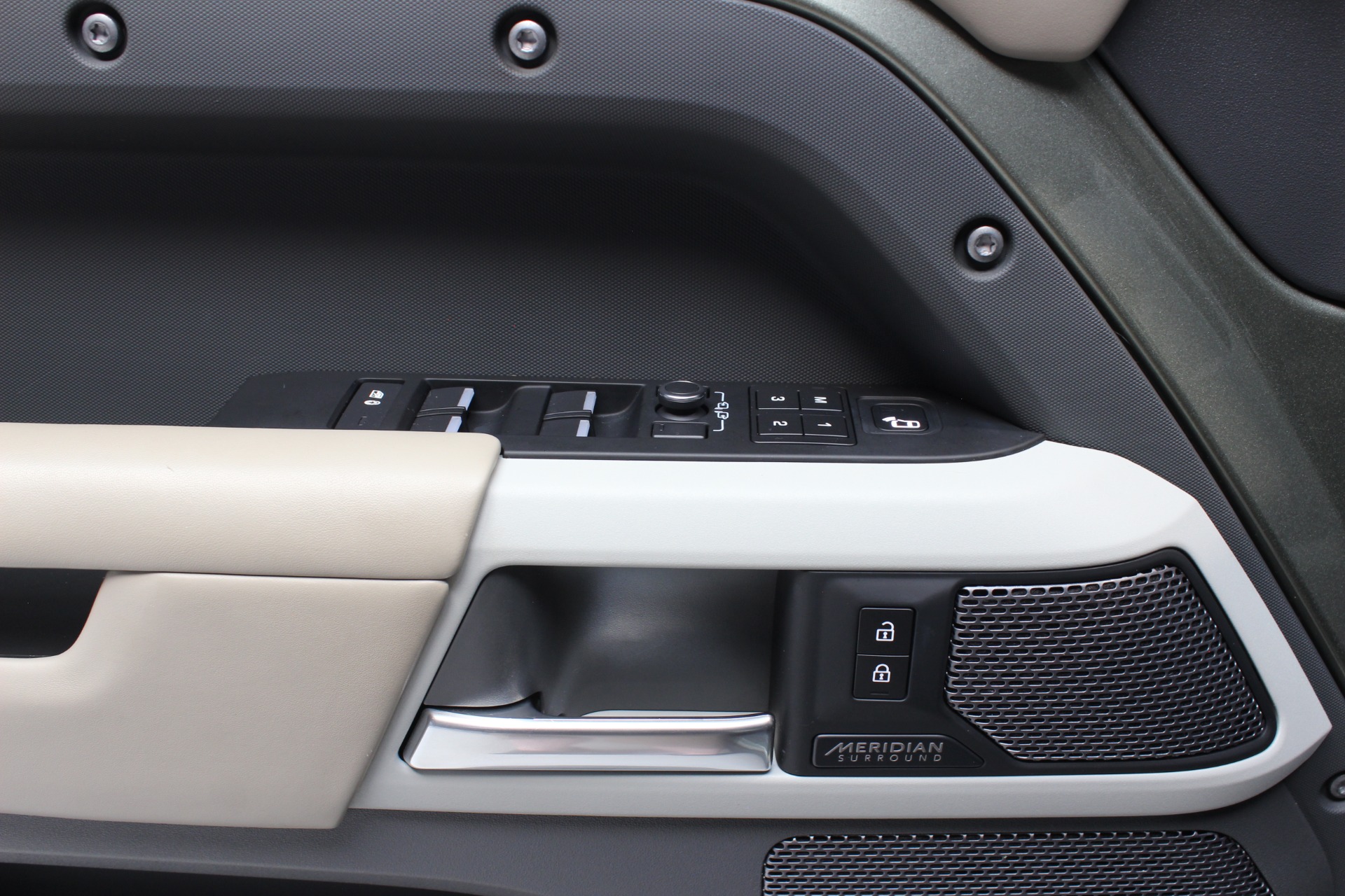 2021 Land Rover Defender