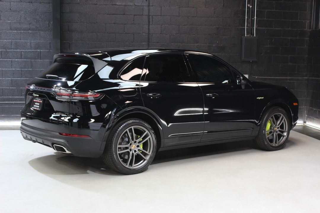 2022 Porsche Cayenne
