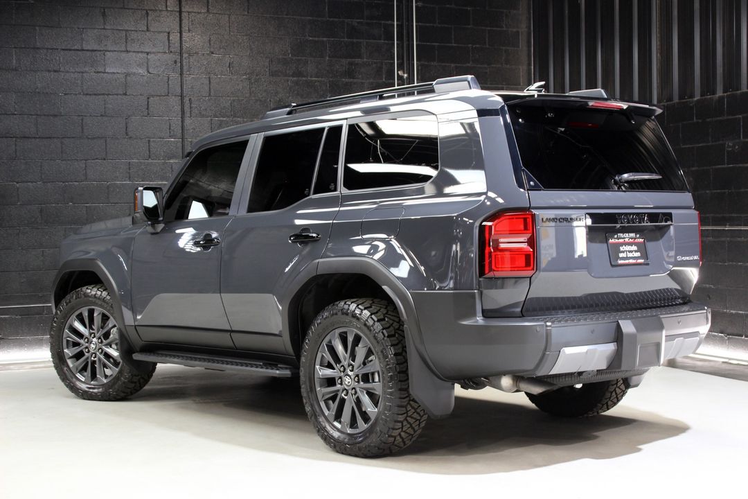 2025 Toyota Land Cruiser