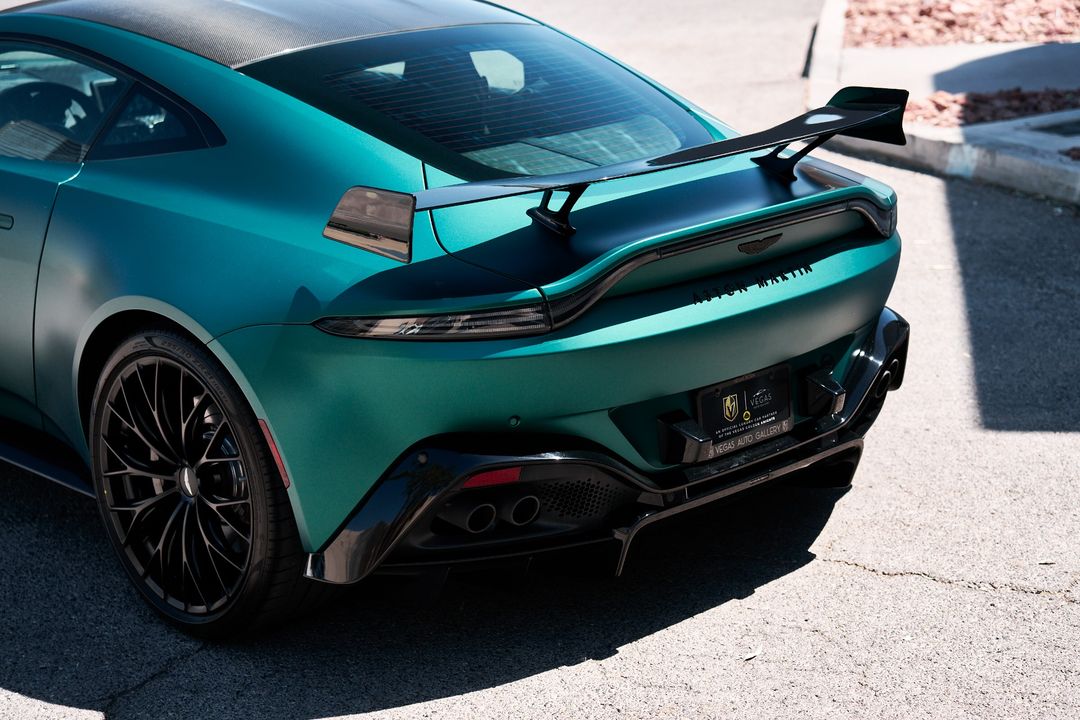 2023 Aston Martin Vantage