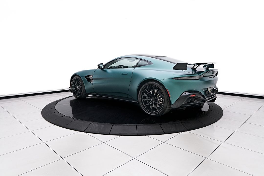 2023 Aston Martin Vantage