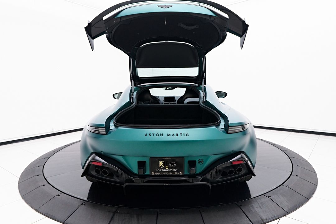 2023 Aston Martin Vantage