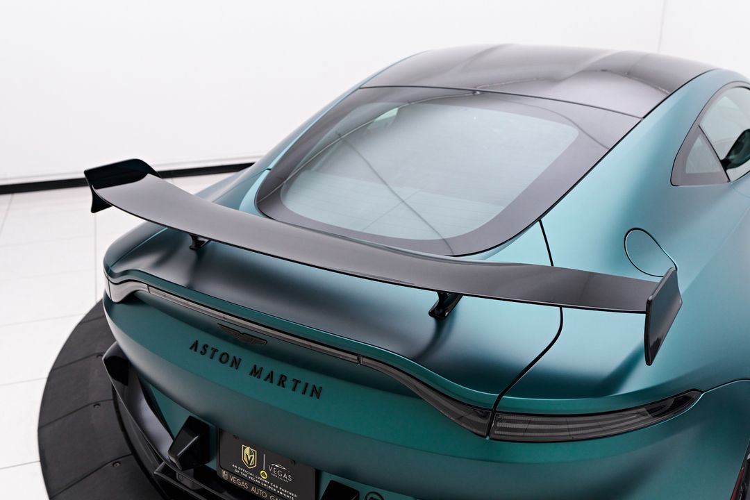 2023 Aston Martin Vantage