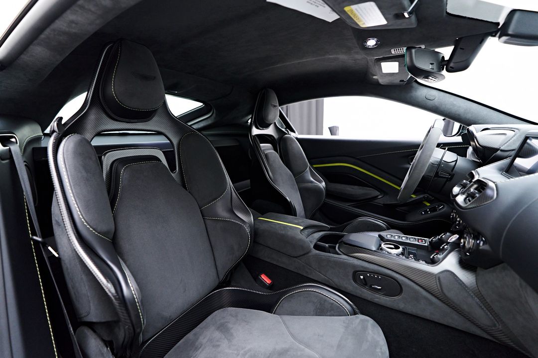 2023 Aston Martin Vantage