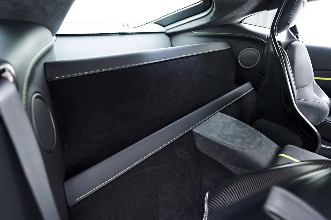 2023 Aston Martin Vantage