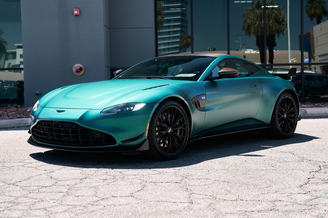 2023 Aston Martin Vantage