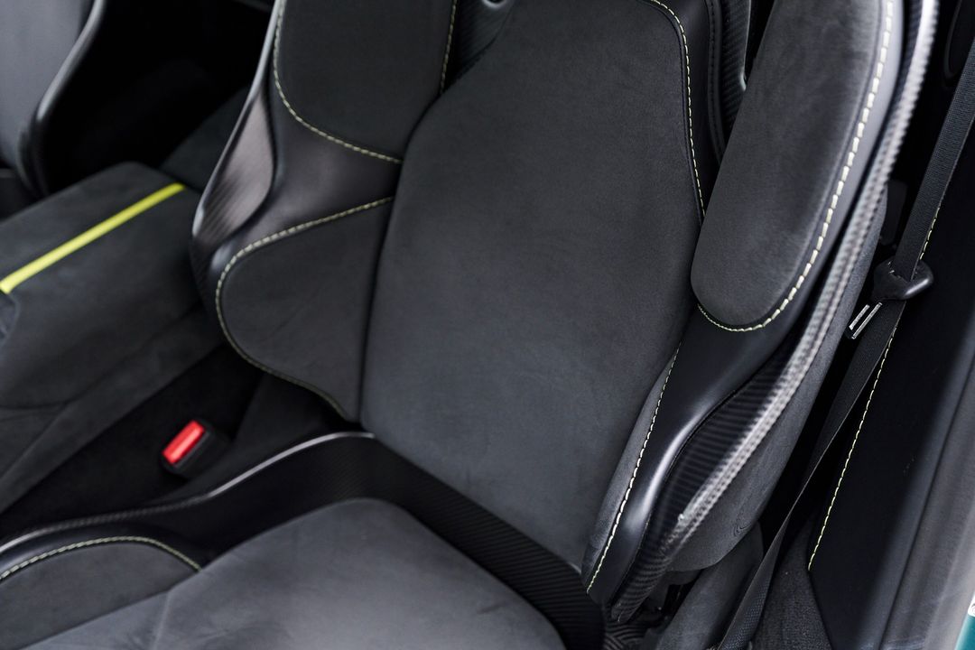 2023 Aston Martin Vantage