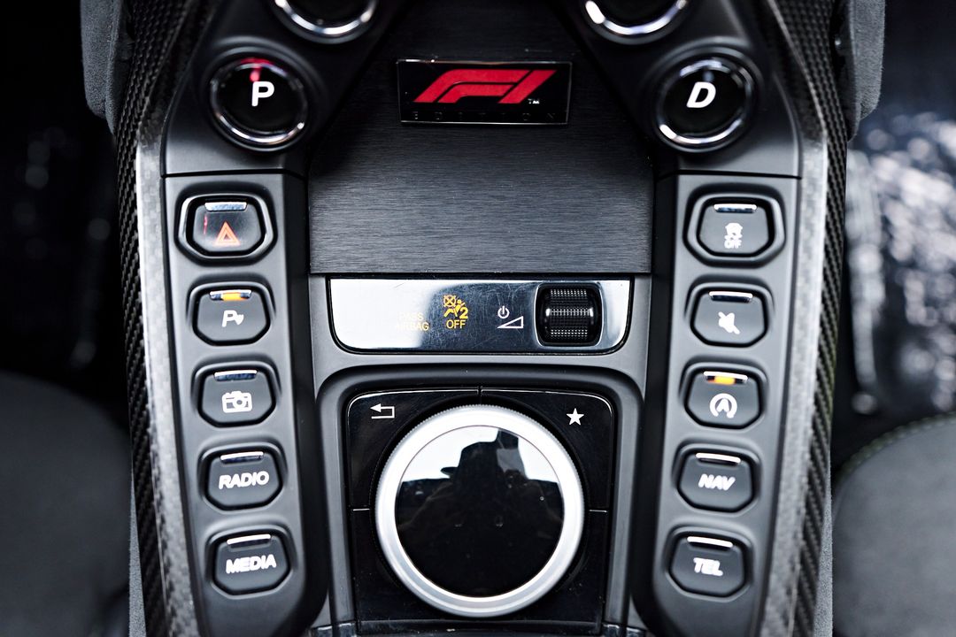 2023 Aston Martin Vantage