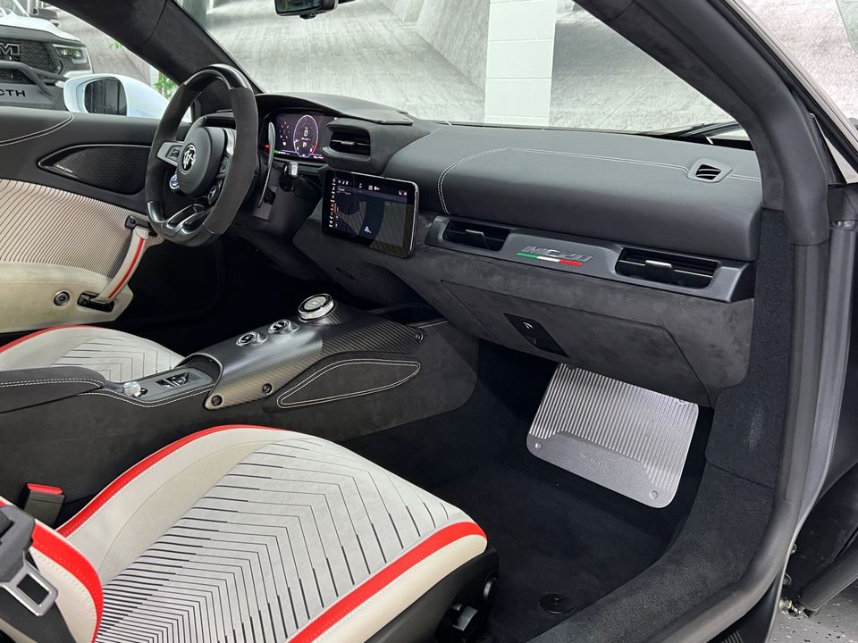 2023 Maserati MC20