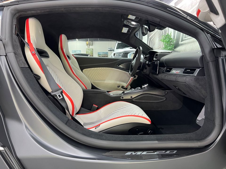 2023 Maserati MC20