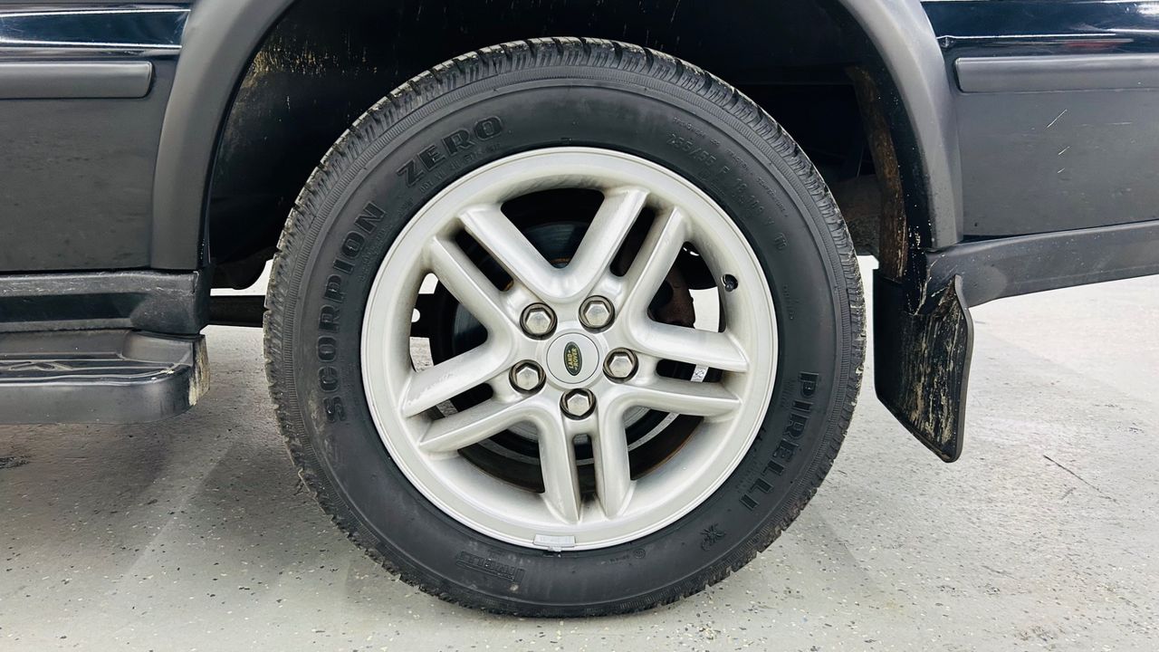 2000 Land Rover Discovery Series II