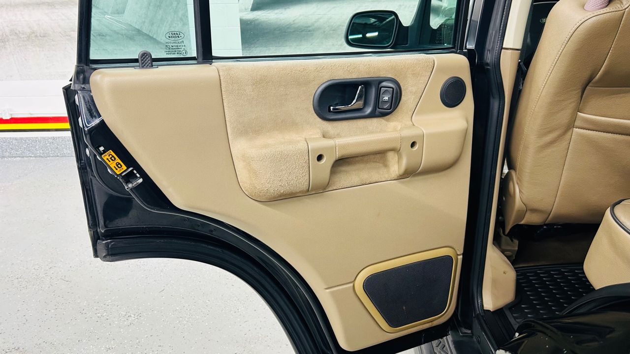 2000 Land Rover Discovery Series II
