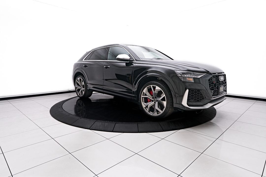 2023 Audi RS Q8
