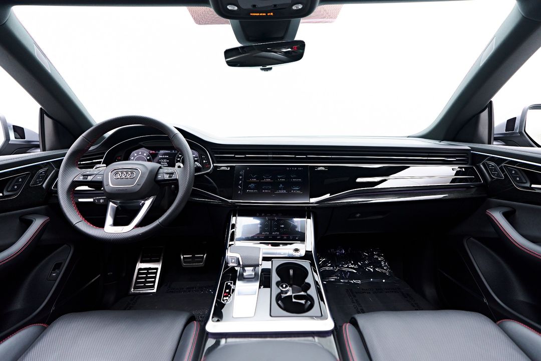 2023 Audi RS Q8
