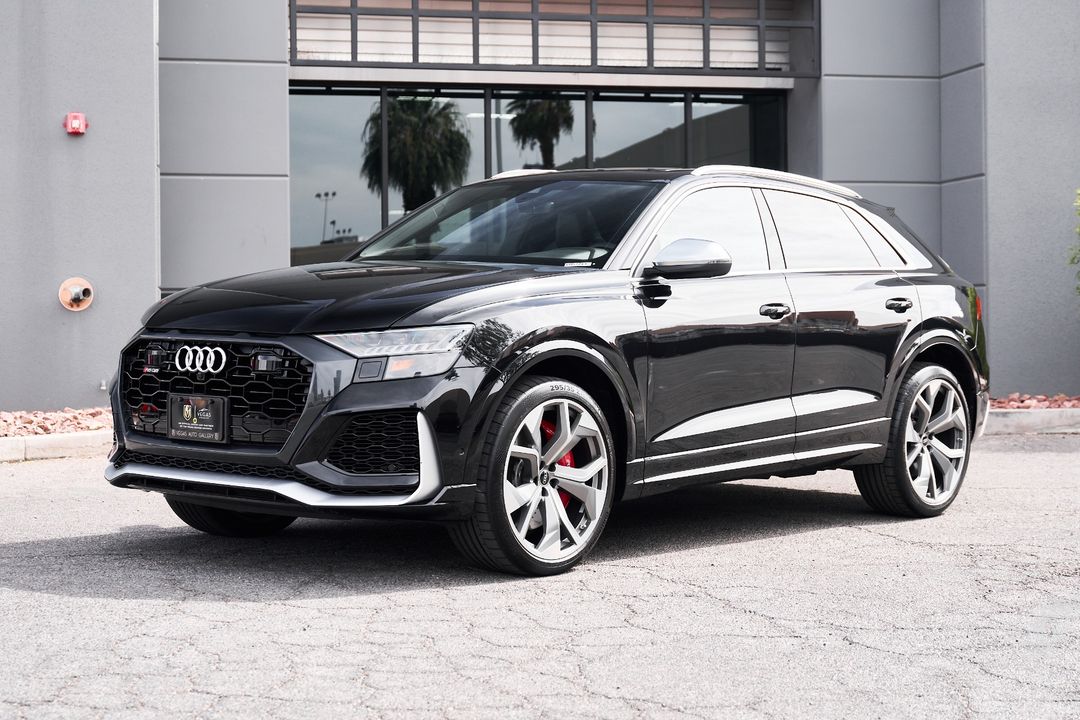 2023 Audi RS Q8
