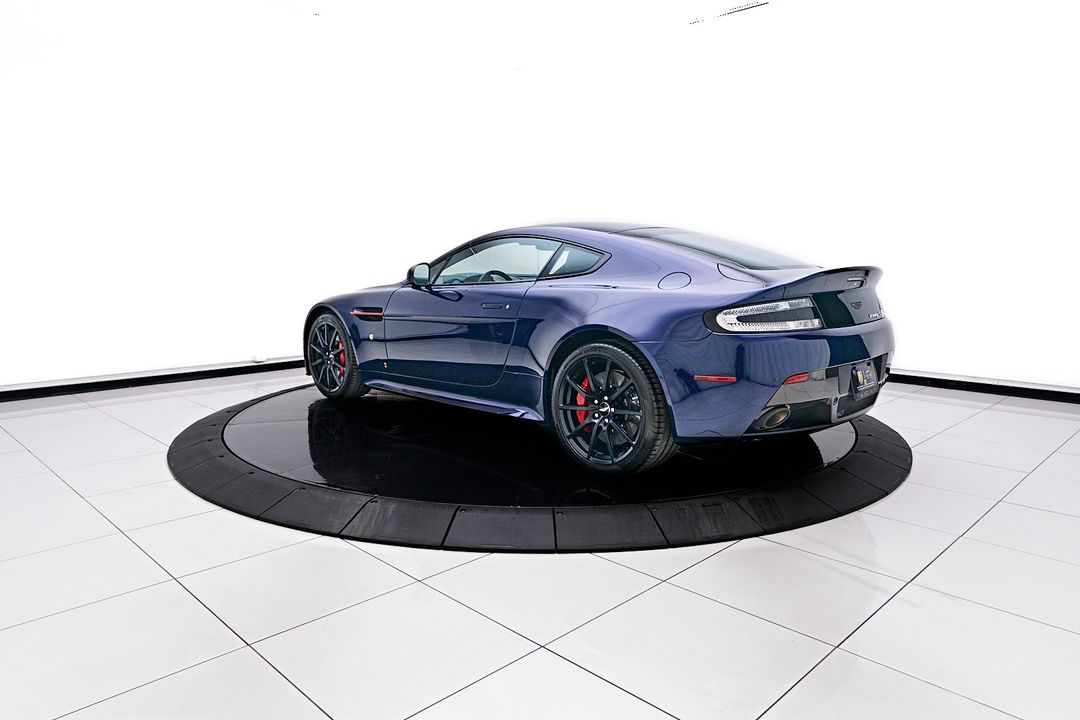 2017 Aston Martin V12 Vantage