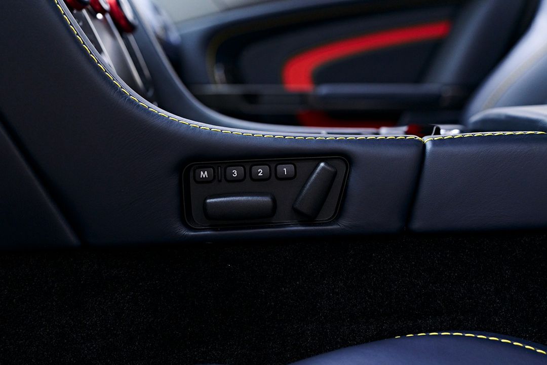 2017 Aston Martin V12 Vantage
