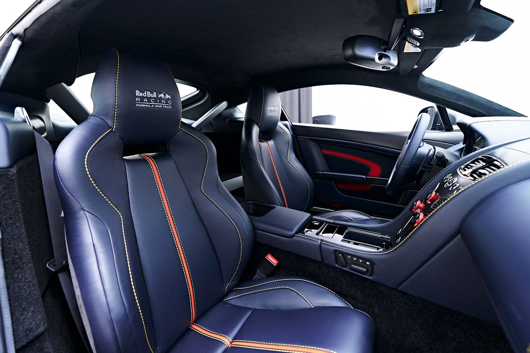 2017 Aston Martin V12 Vantage