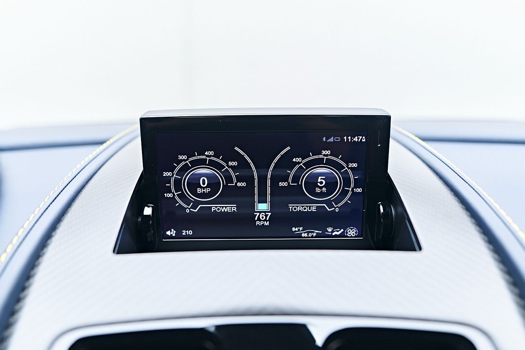 2017 Aston Martin V12 Vantage