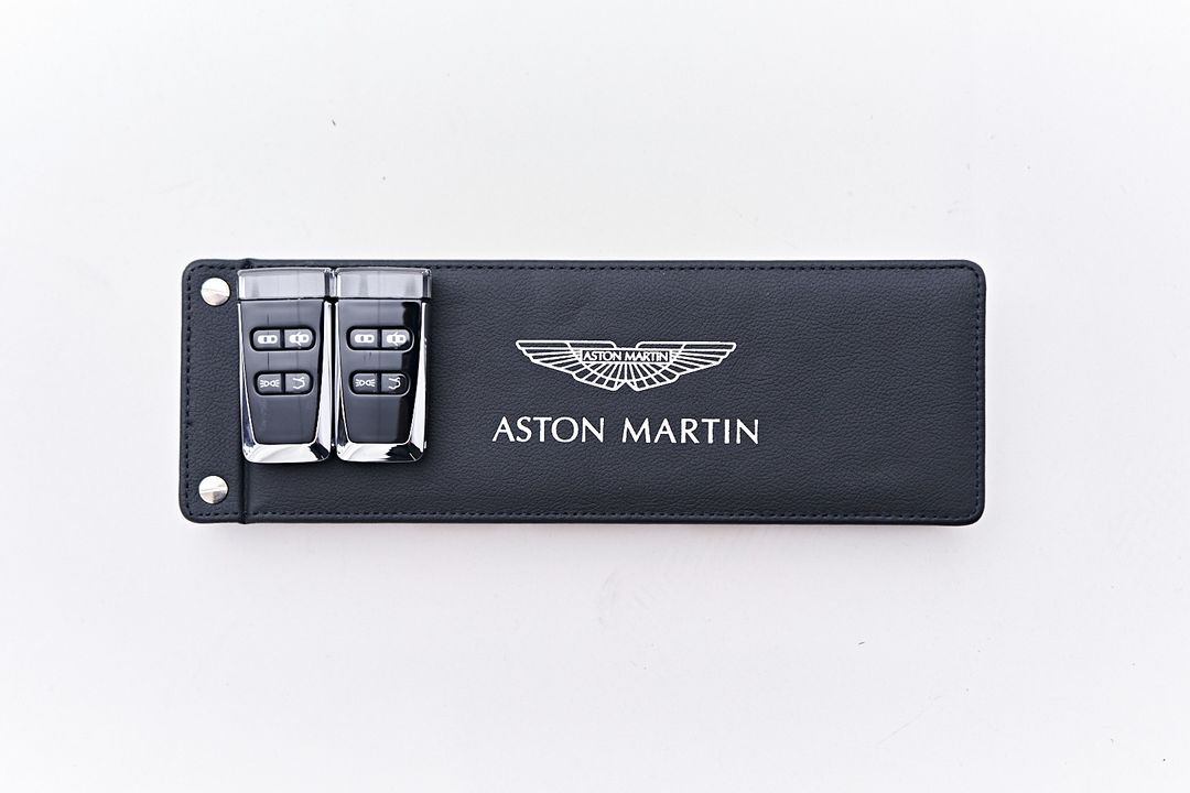 2017 Aston Martin V12 Vantage