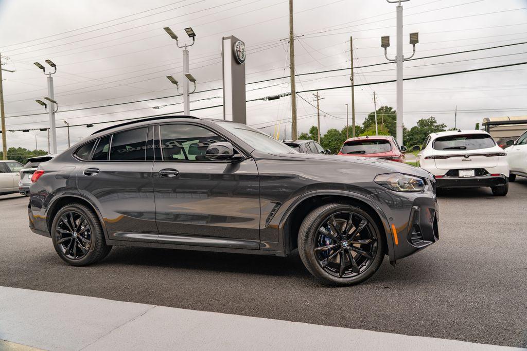 2023 BMW X4