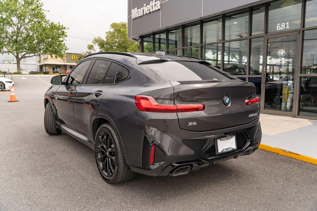 2023 BMW X4