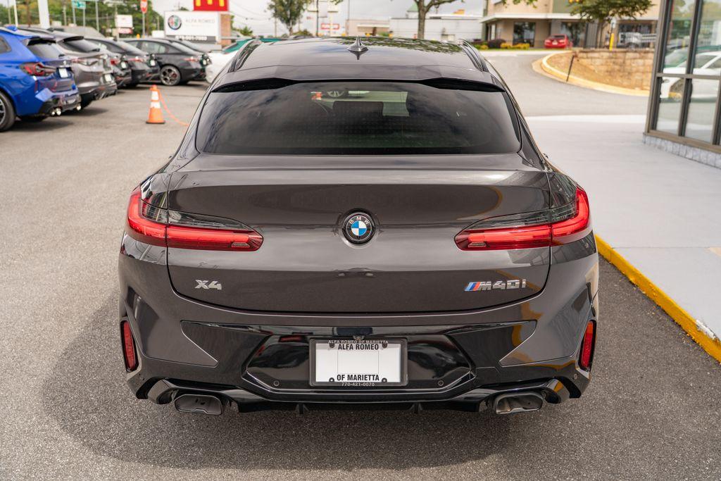 2023 BMW X4