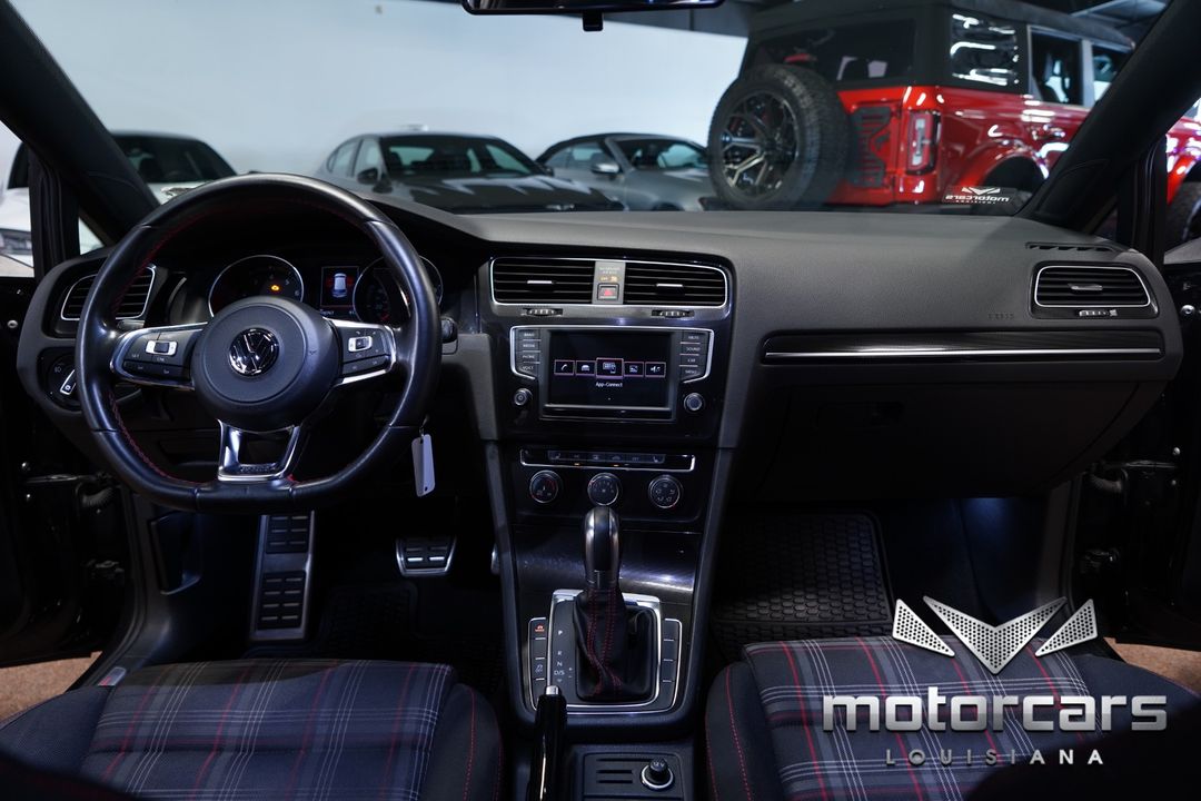 2017 Volkswagen Golf GTI