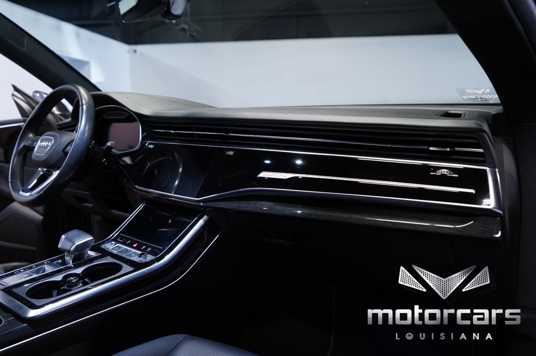 2020 Audi Q8