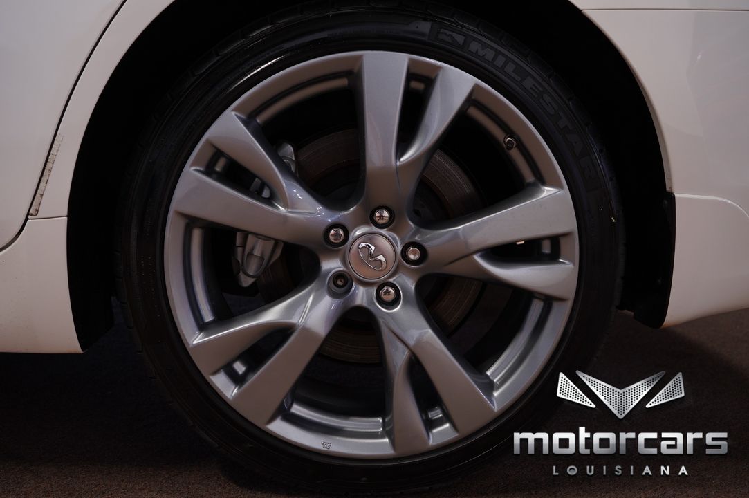 2015 INFINITI Q70L