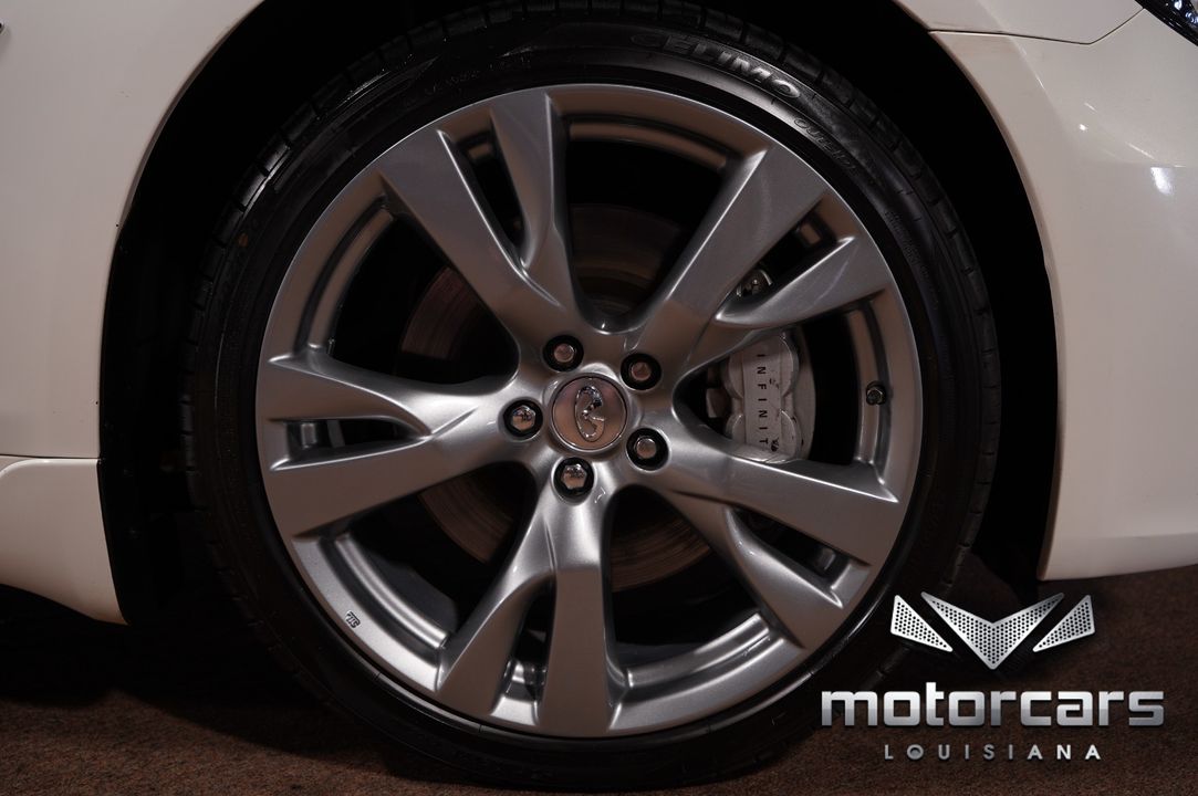 2015 INFINITI Q70L