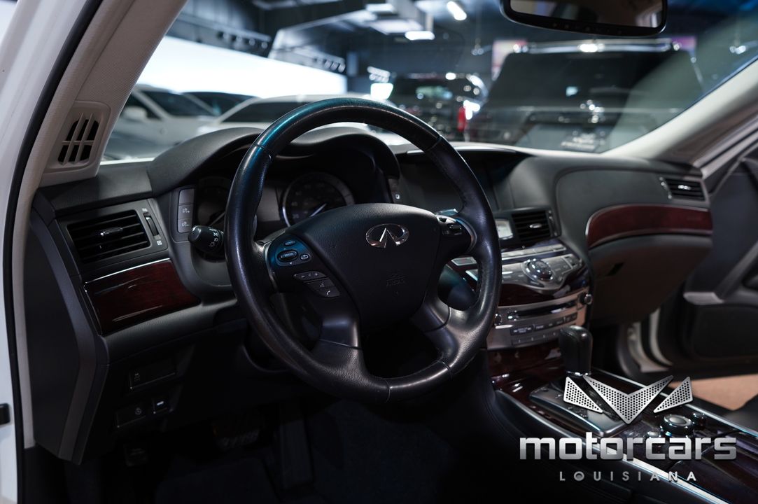 2015 INFINITI Q70L