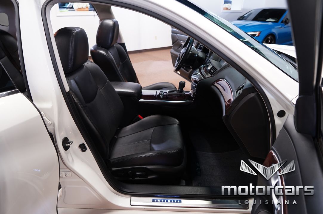 2015 INFINITI Q70L