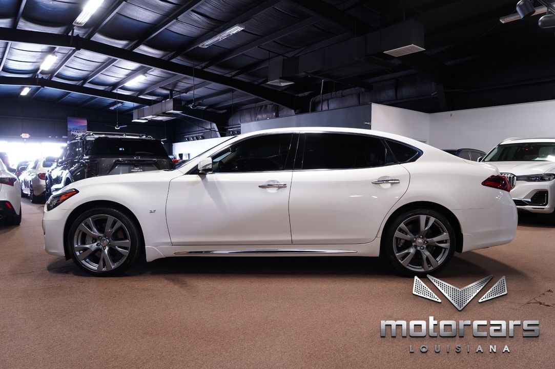 2015 INFINITI Q70L
