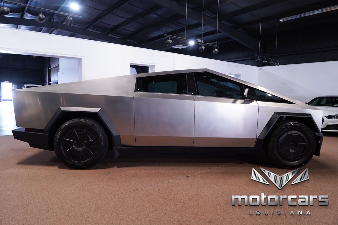 2024 Tesla Cybertruck