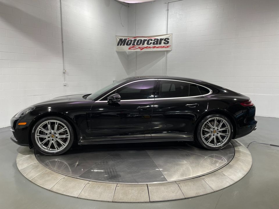 2018 Porsche Panamera 4